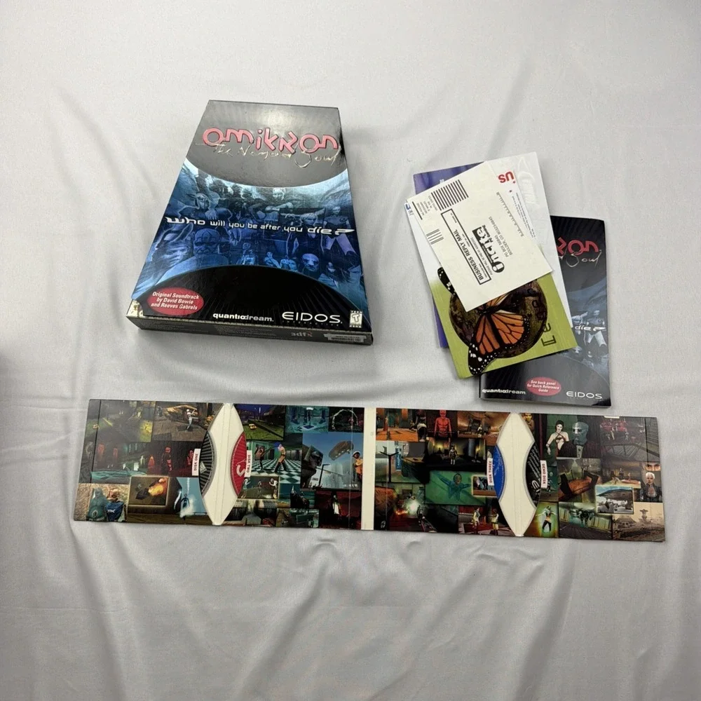 Omikron The Nomad Soul Trapezoid Big Box PC David Bowie W/ Manual